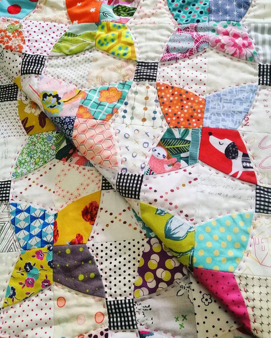 Buttons and Bows quilt pattern, PDF quilt pattern, scrap quilt pattern Digital Download