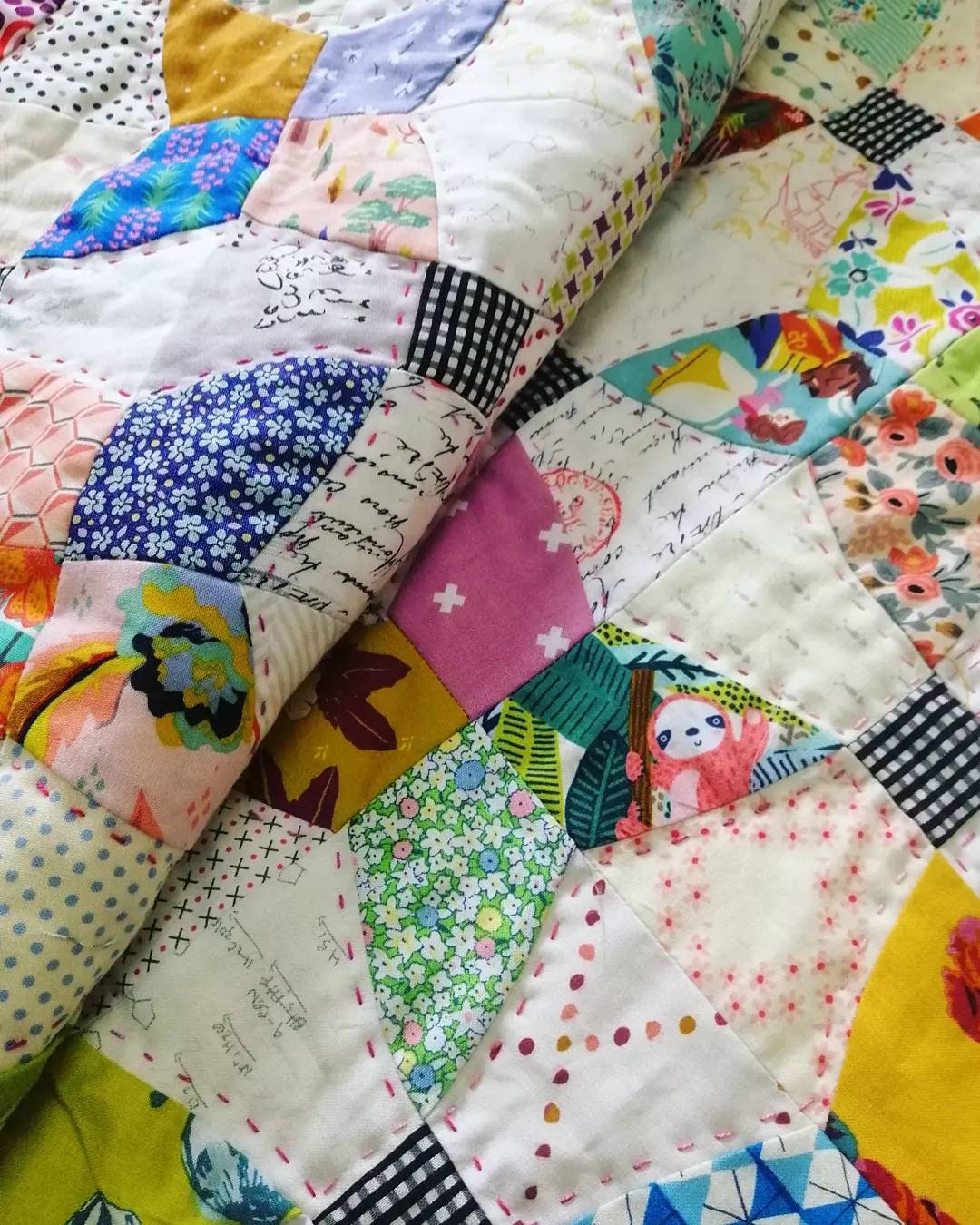 Buttons and Bows quilt pattern, PDF quilt pattern, scrap quilt pattern Digital Download