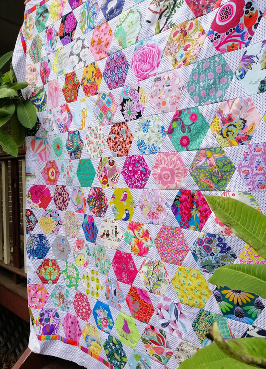 Another Story quilt pattern, hexagon quilt, ispy quilt, pdf quilt pattern Digital Download
