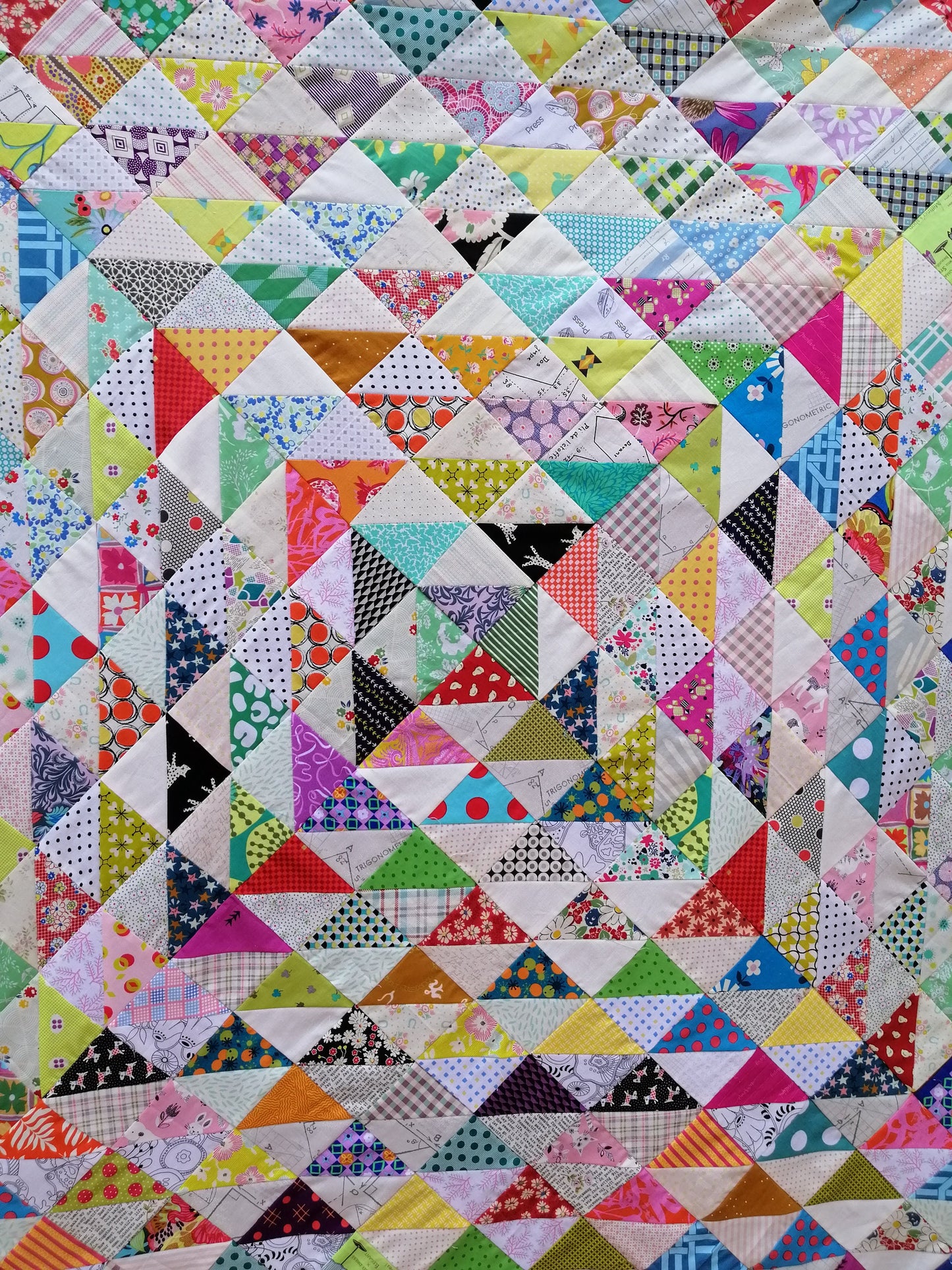 Breaking the Waves PDF scrap quilt pattern Digital Download