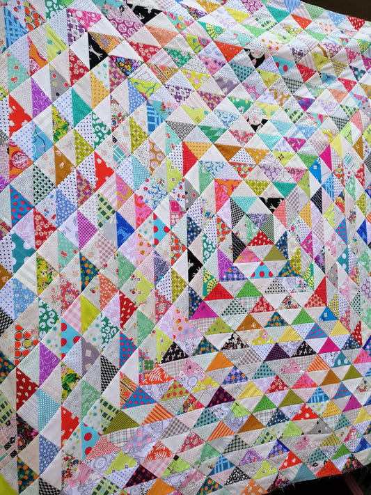 Breaking the Waves PDF scrap quilt pattern Digital Download