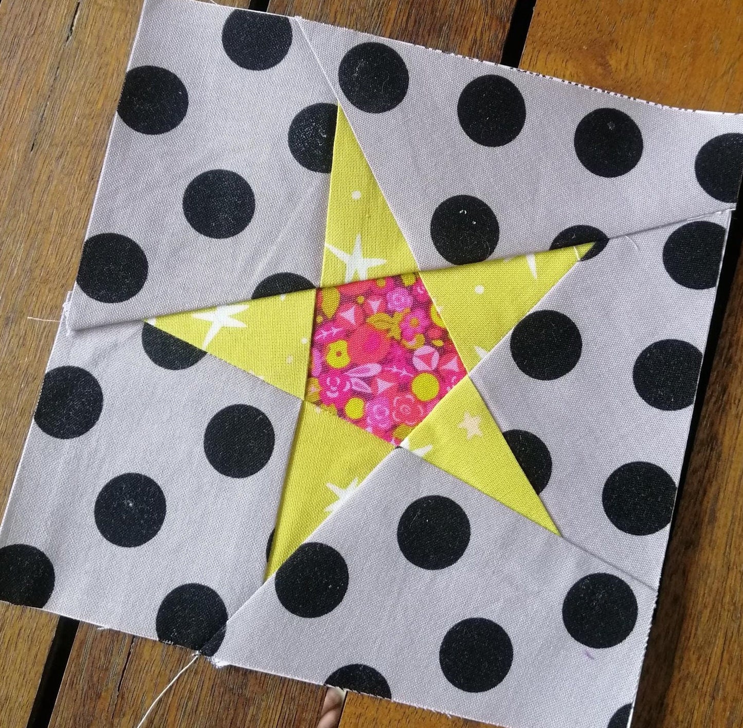 Five Pointed Star FPP Foundation Paper Piecing quilt block pattern Digital Download