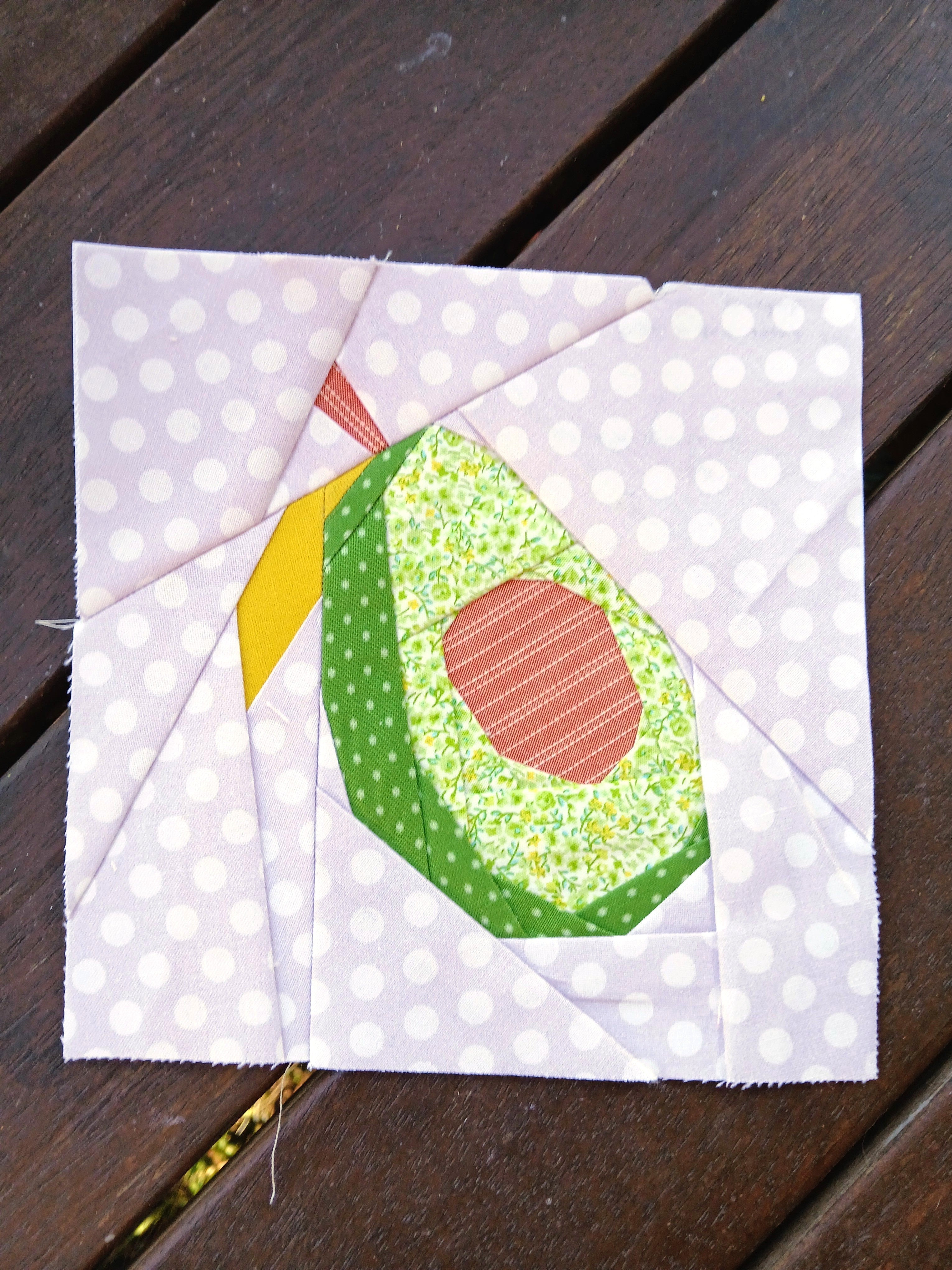 Understanding Foundation vs. English Paper Piecing Techniques ...