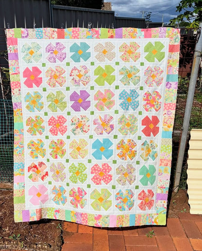 Petal Twist Quilt pattern by Thimbles and Needles
