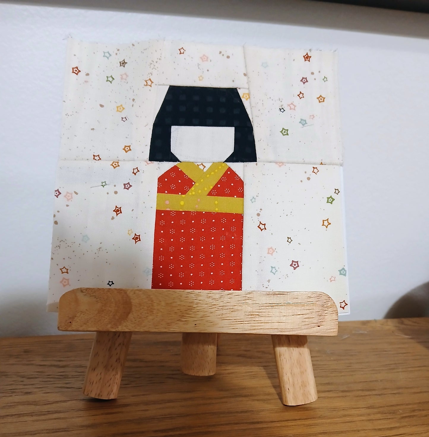 Kokeshi Doll Foundation Paper Piecing (FPP) Pattern