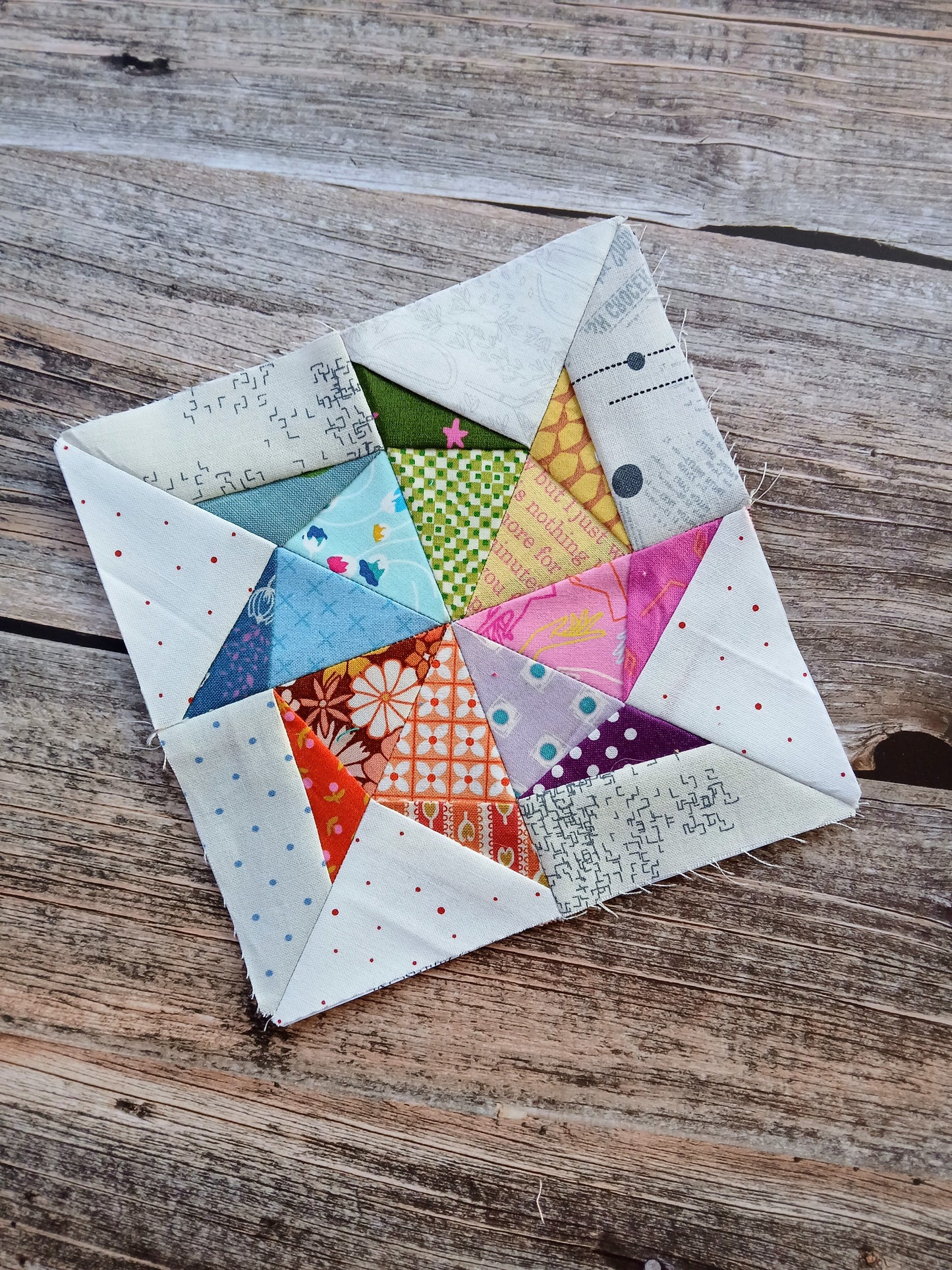 Octagon Twirl Foundation Paper Piecing (FPP) Pattern