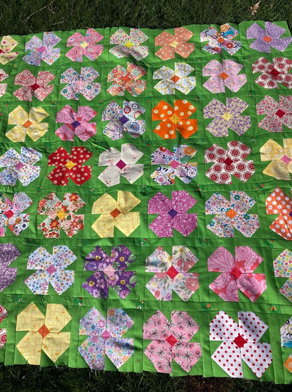 Petal Twist quilt pattern