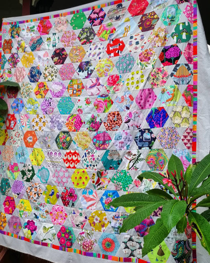 Another Story quilt pattern, hexagon quilt, ispy quilt, pdf quilt pattern Digital Download