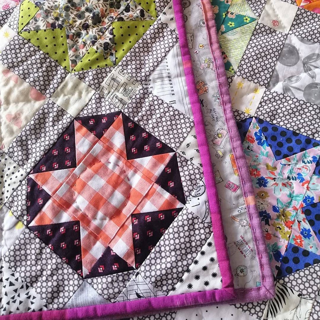 Electrolite Quilt Pattern, pdf pattern, star quilt, scrap quilt, throw quilt Digital Download