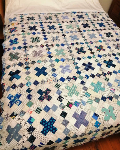 Blueberry Kisses quilt pattern, PDF quilt pattern, scrap quilt, baby quilt Digital Download