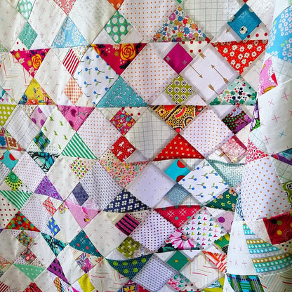 Feel The Tide PDF quilt pattern Scrap quilt throw quilt Thimbles and Needles patchwork