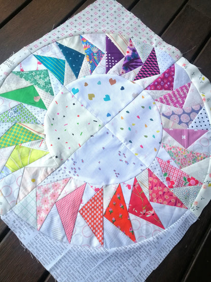 Flying geese circle Foundation Paper Piecing FPP Mini Quilt block pattern Digital Download