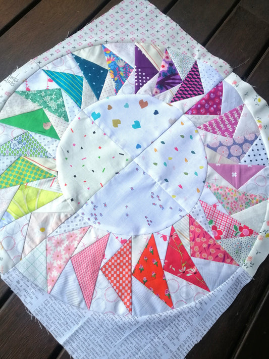 Flying geese circle Foundation Paper Piecing FPP Mini Quilt block pattern Digital Download