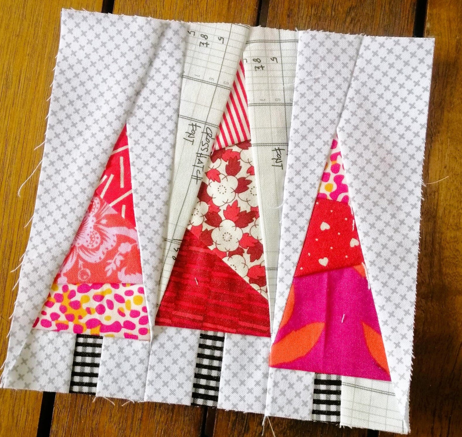 Scrappy Trees FPP Foundation Paper Piecing quilt block pattern Digital Download
