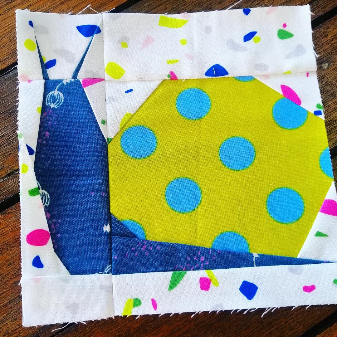 Snail FPP Foundation Paper Piecing quilt block pattern Digital Download