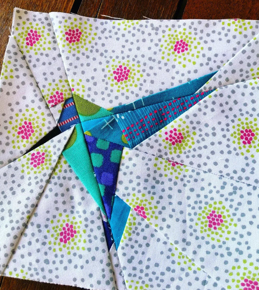 Hummingbird FPP Foundation Paper Piecing quilt block pattern Digital Download