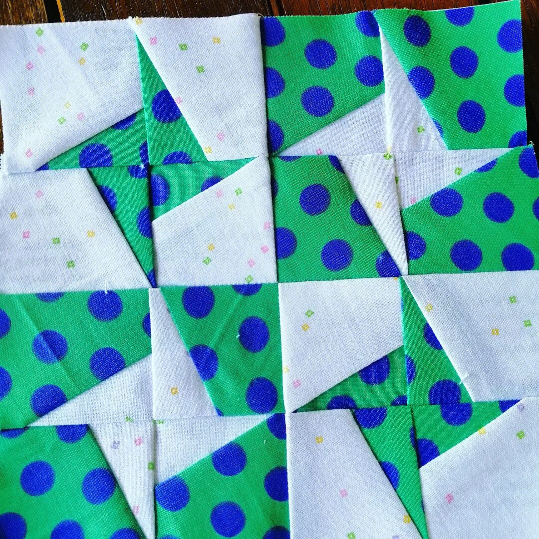 Spinning Stars FPP Foundation Paper Piecing quilt block pattern Digital Download
