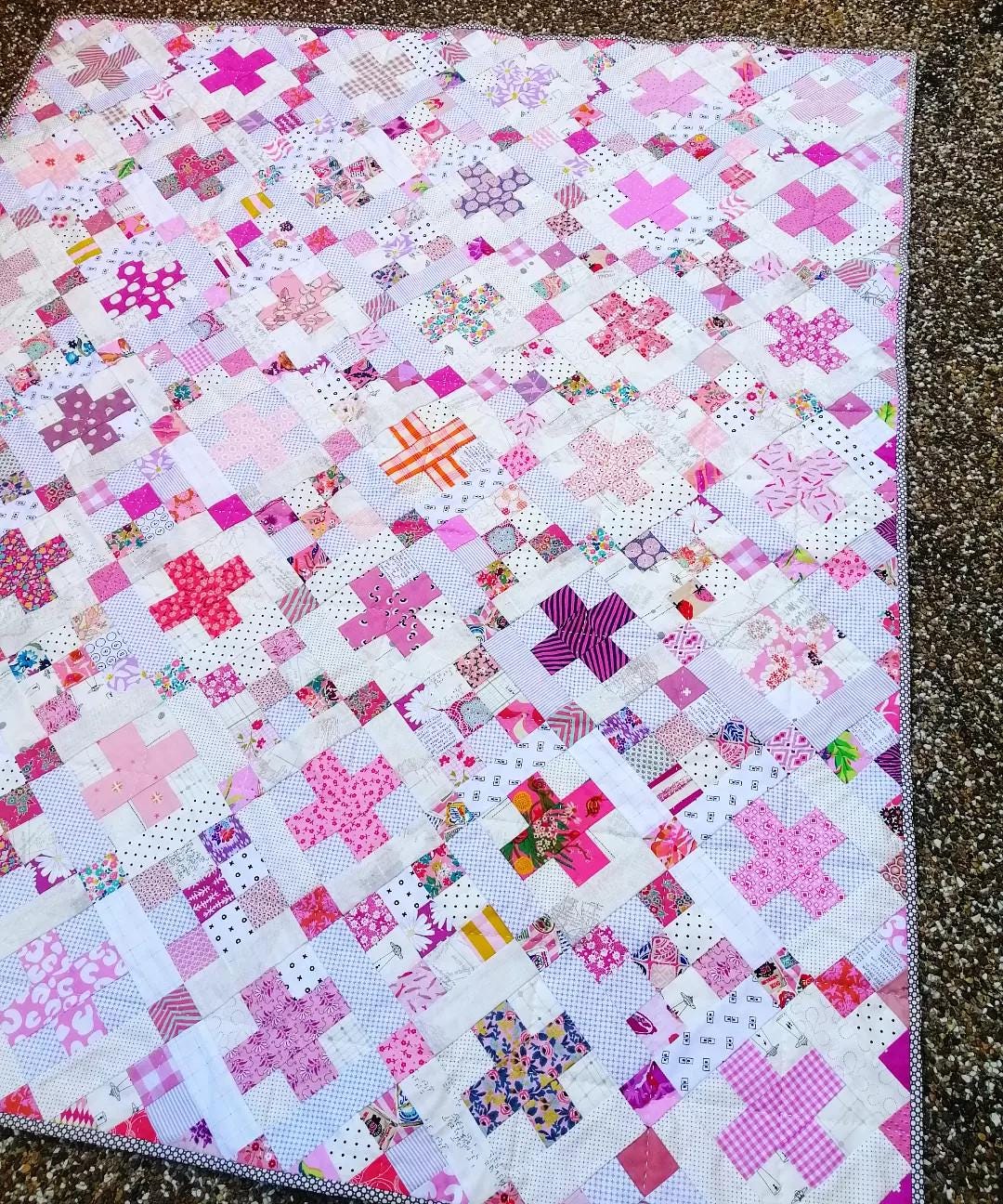 Blueberry Kisses quilt pattern, PDF quilt pattern, scrap quilt, baby quilt Digital Download