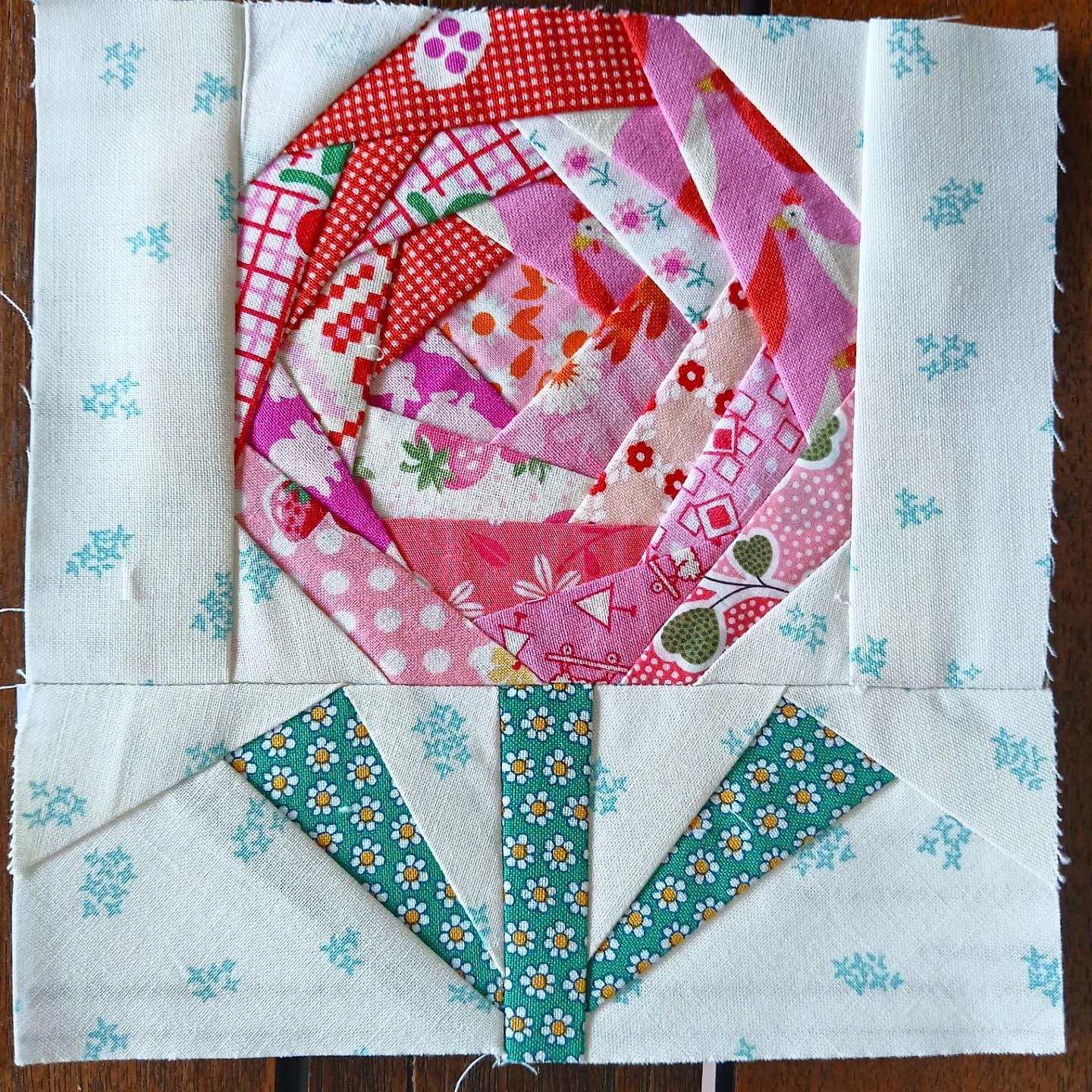 Rose FPP Foundation Paper Piecing quilt block pattern Digital Download