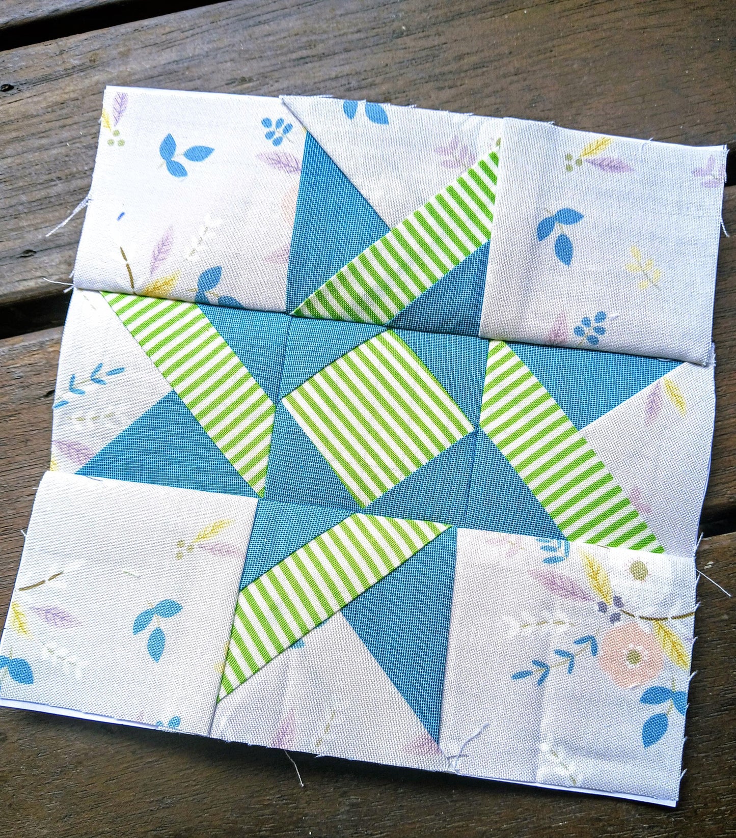 Star Twist FPP Foundation Paper Piecing quilt block pattern Digital Download