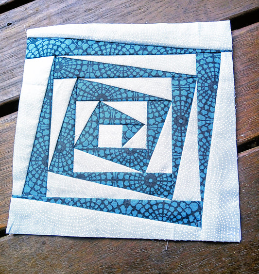 Log Cabin Spiral FPP Foundation Paper Piecing quilt block pattern Digital Download