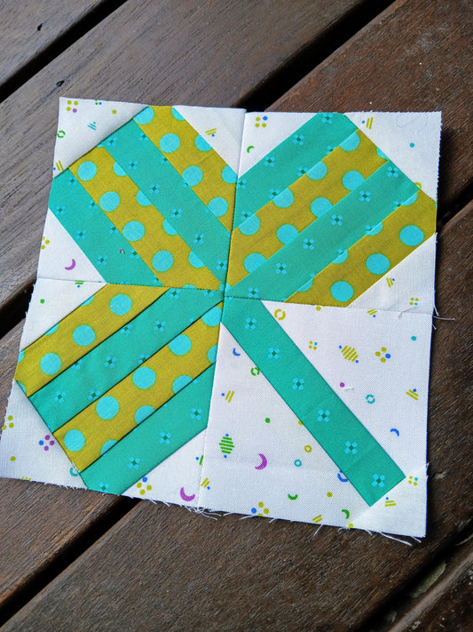 Shamrock Clover Leaf FPP Foundation Paper Piecing quilt block pattern Digital Download