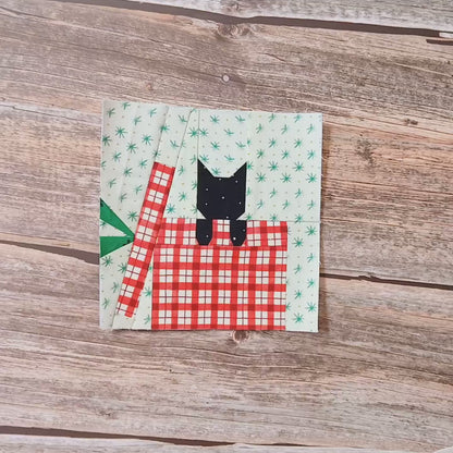 Christmas Cat Foundation Paper Piecing (FPP) Pattern